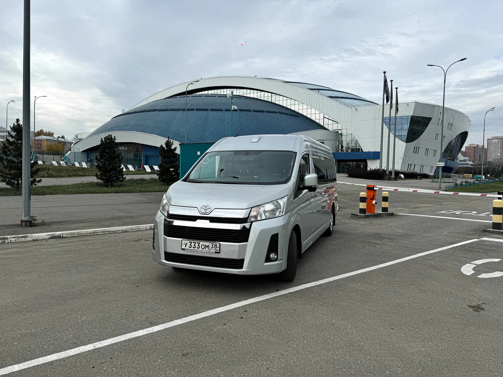 Toyota Hiace Premium