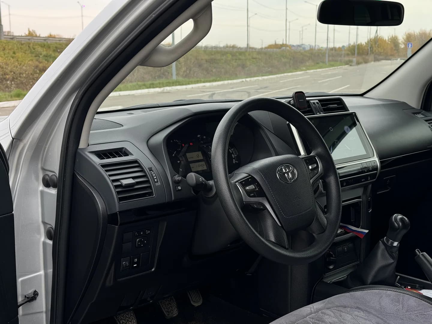 Toyota Land Cruiser Prado, фотография 10