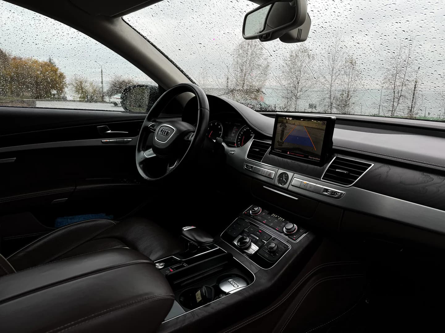 Audi A8 Long, фотография 9