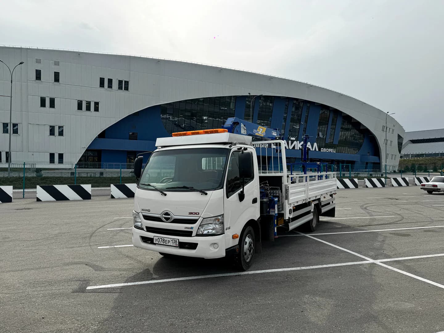 Toyota Hino 300, фотография 18
