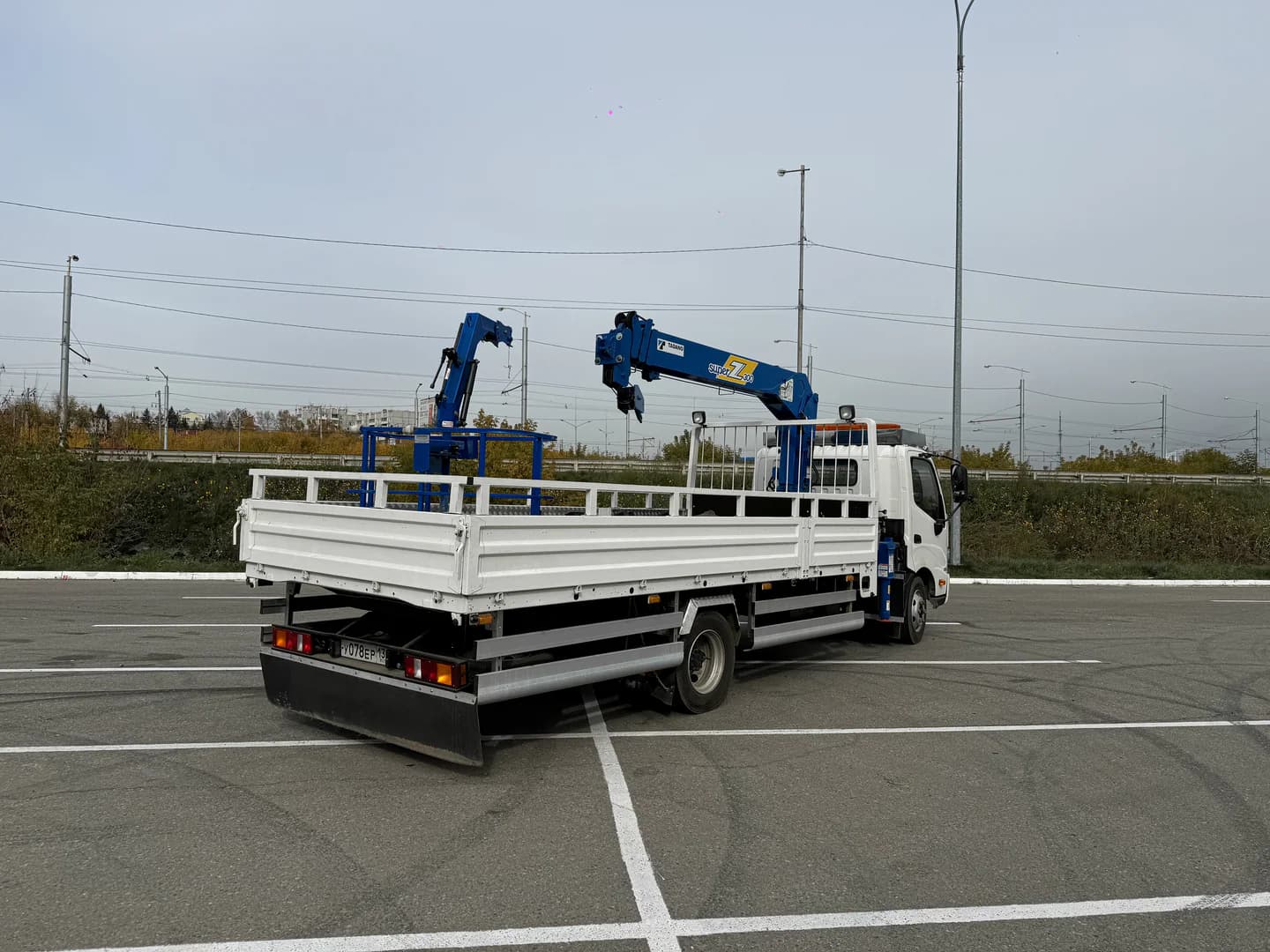 Toyota Hino 300, фотография 10